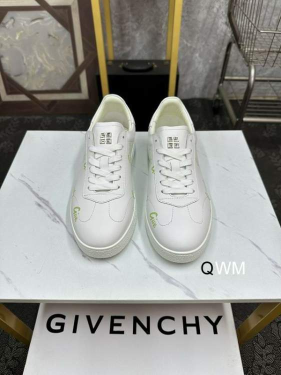 Picture of Givenchy Shoes _SKUGivenchysz35-45WM11055760